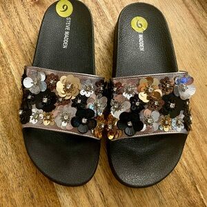 Steve Madden Black Floral Embellished Slides NWOT
